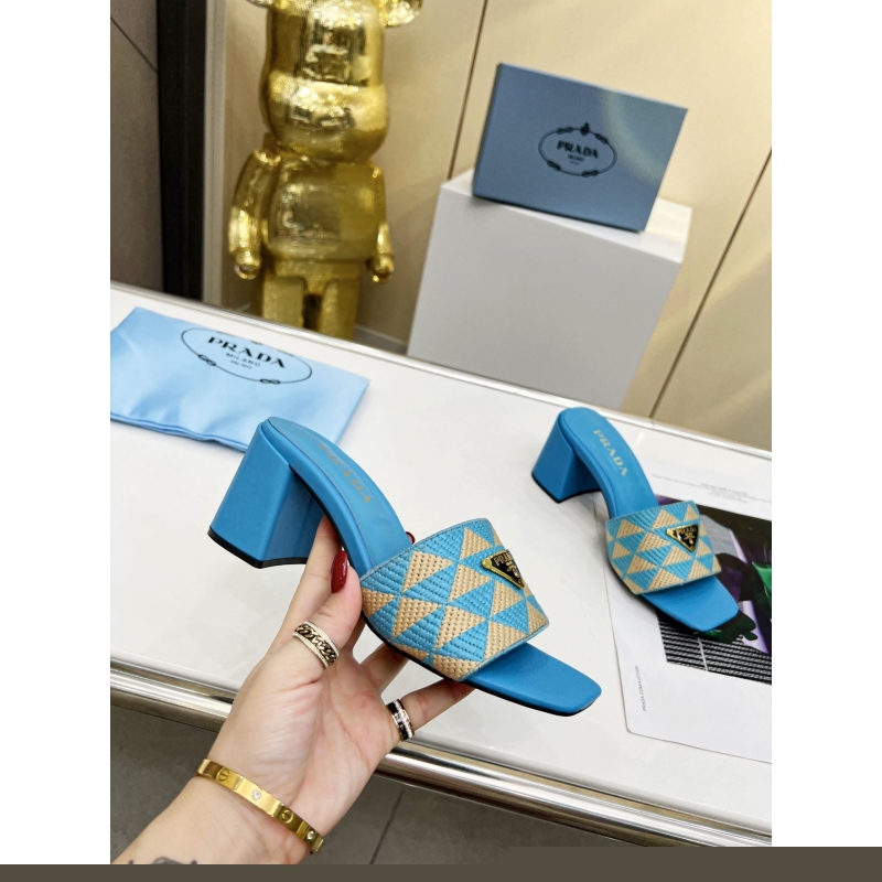 Pra*a slippers